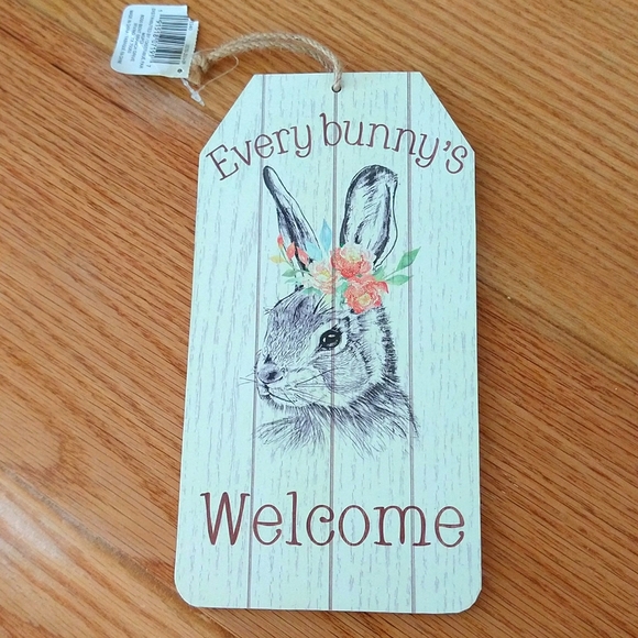 Ashland Other - NWT Easter Bunny Hanging Wall or Door Welcome Sign